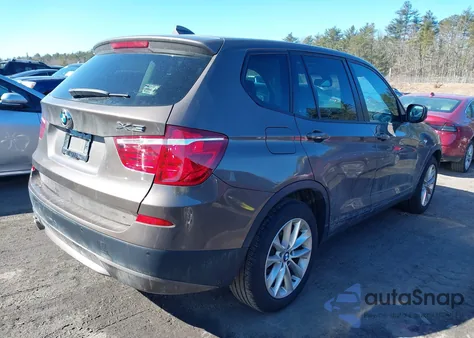 2014 BMW X3 xDrive28I z USA, uszkodzony, nr VIN 5UXWX9C54E0D28662